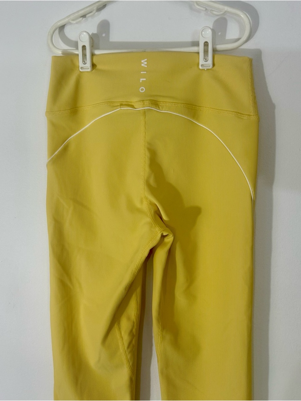 Wilo The Label Butter Yellow High-Rise Women’s Leggings Size Medium - Picture 6 of 11